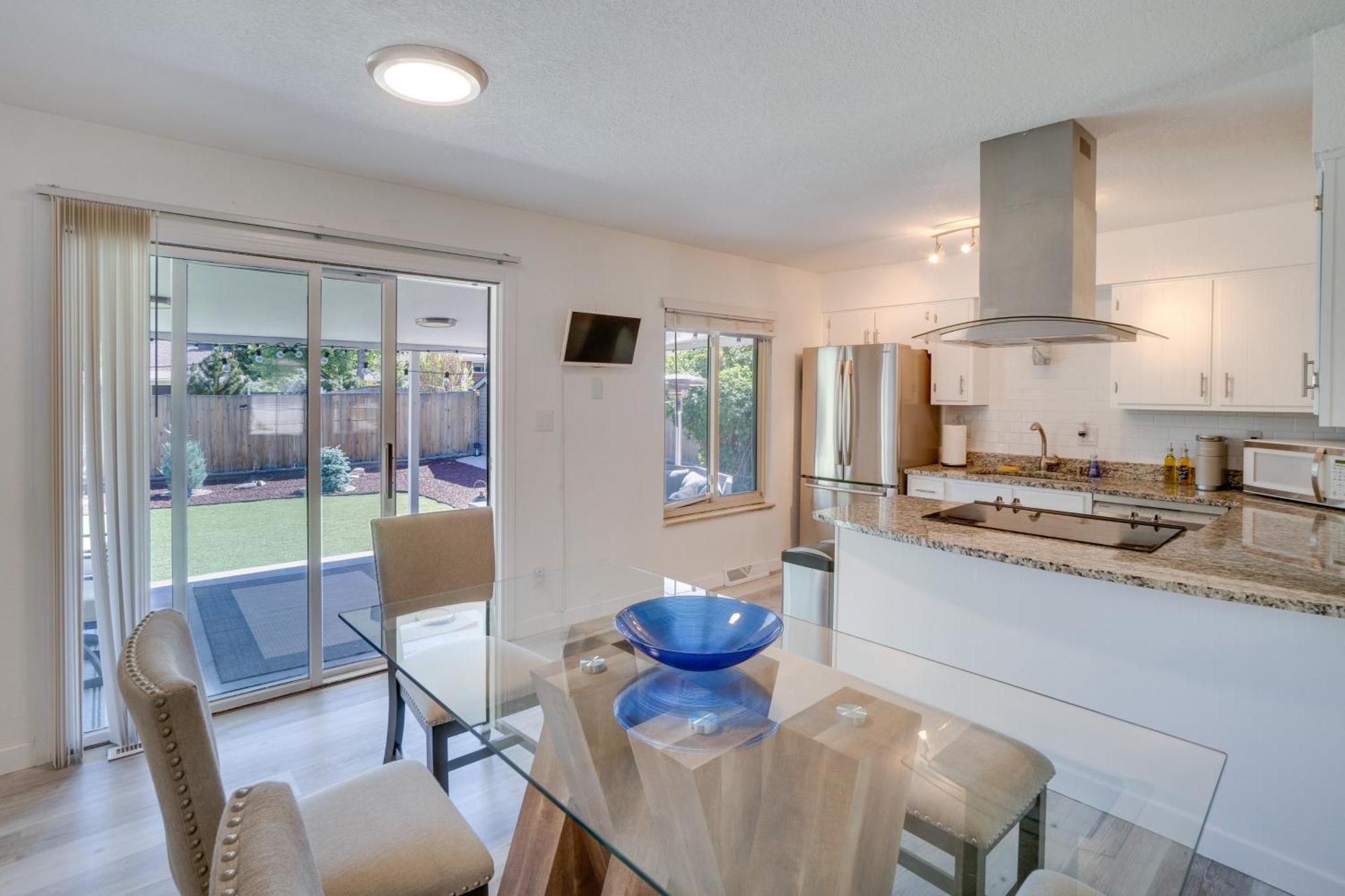 Centennial Home With Covered Patio And Fire Pit! Extérieur photo