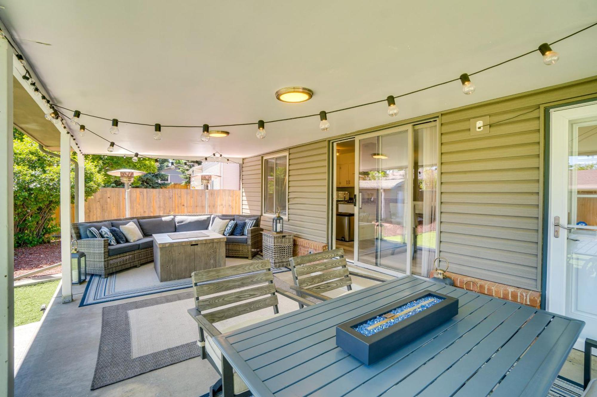 Centennial Home With Covered Patio And Fire Pit! Extérieur photo